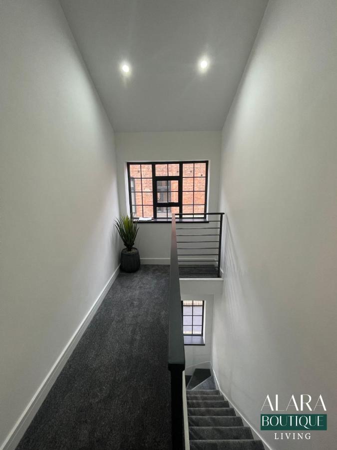 Luxury 3 Floor Townhouse Birmingham - Alara Boutique Living Apartment ภายนอก รูปภาพ