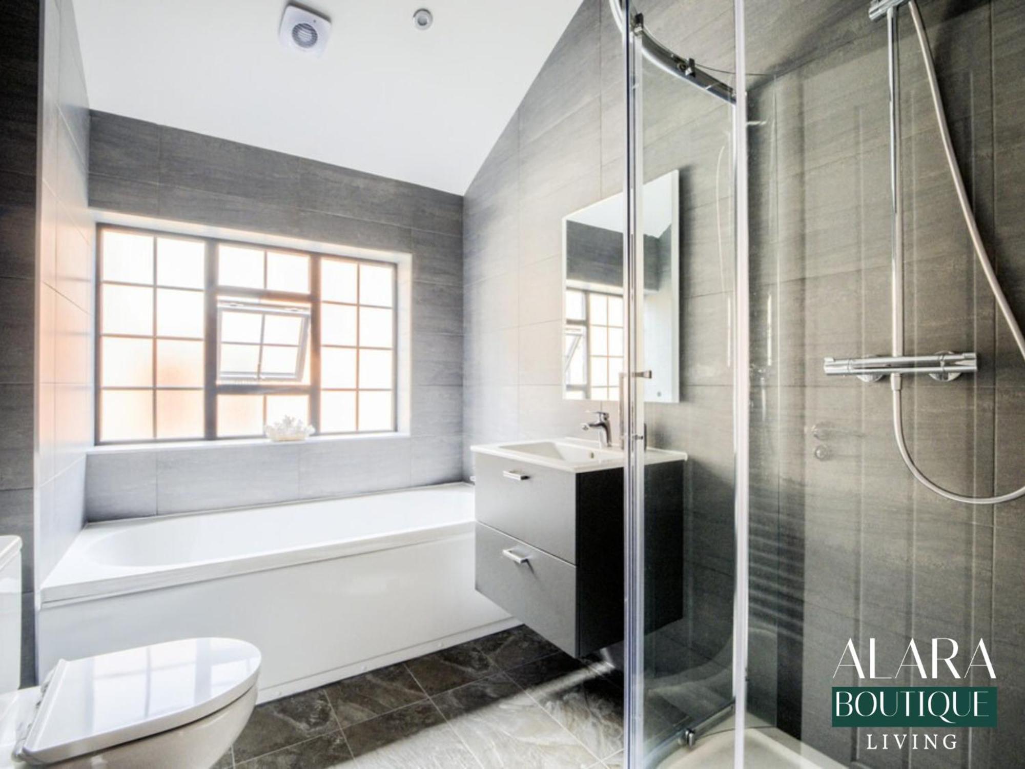 Luxury 3 Floor Townhouse Birmingham - Alara Boutique Living Apartment ภายนอก รูปภาพ