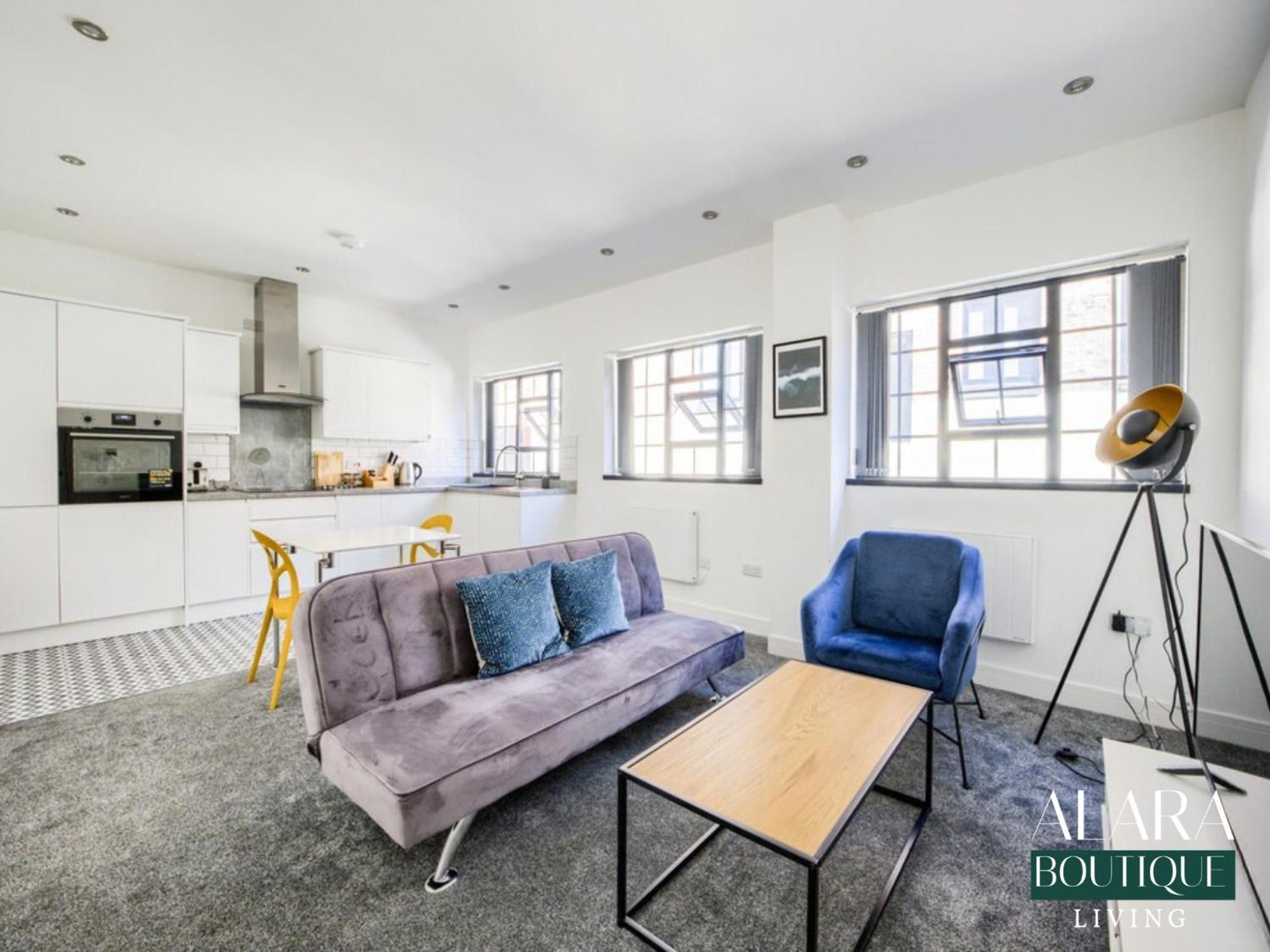 Luxury 3 Floor Townhouse Birmingham - Alara Boutique Living Apartment ภายนอก รูปภาพ